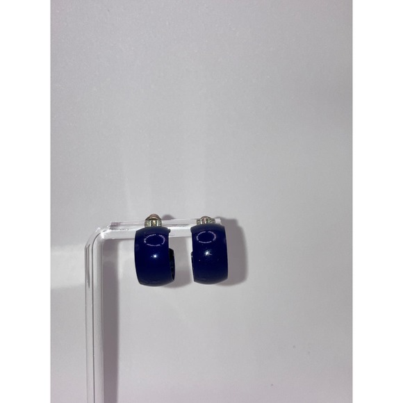 Vintage Royal Blue Enamel Hoop 5/8 Inch Earrings! - Picture 6 of 9